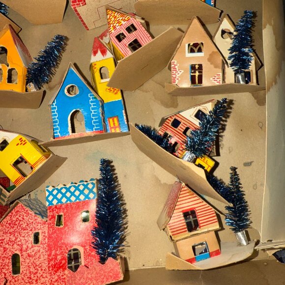 Antique Putz Sleepy Christmas Village 12 House Set Lights do not work Japan Read - Picture 4 of 10